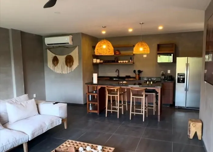 Luxury Apartment 2 Bed 2 Bath With Private Jacuzzi