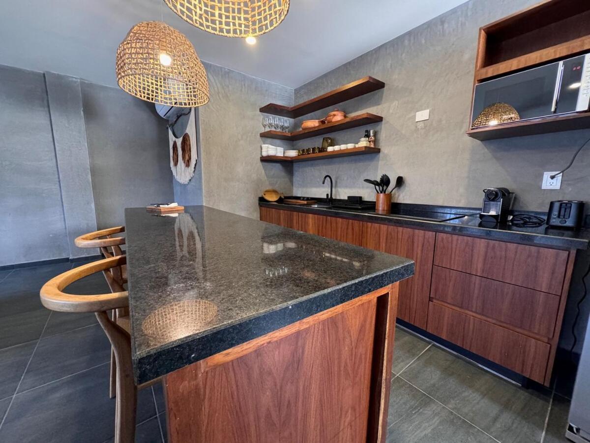 Luxury 2 Bed 2 Bath With Private Jacuzzi *
